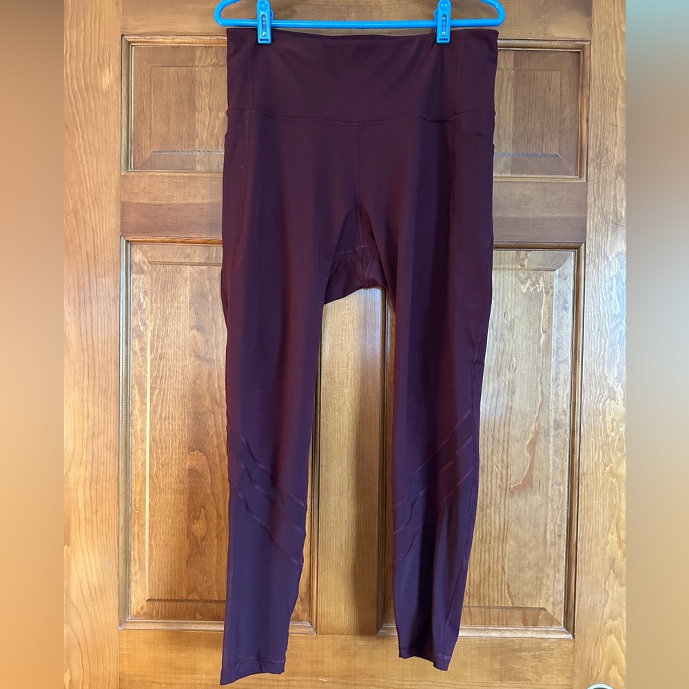 Old Navy Women's Workout Leggings - Burgundy